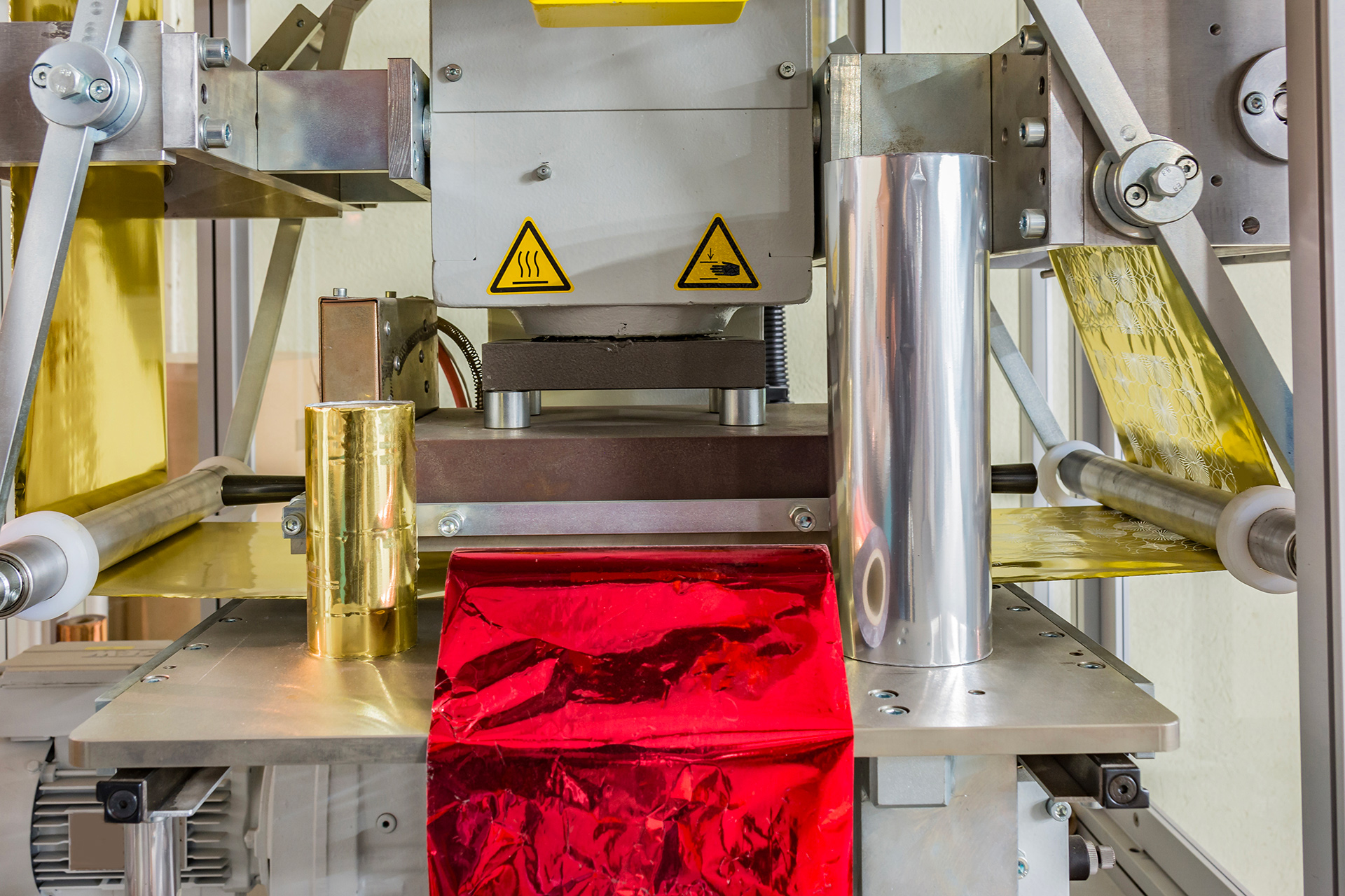 Foil consuming optimisation in hot foil printing